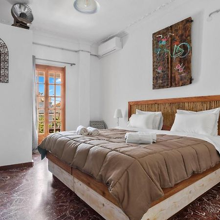 Condillia Central Apartment Spétses Екстериор снимка