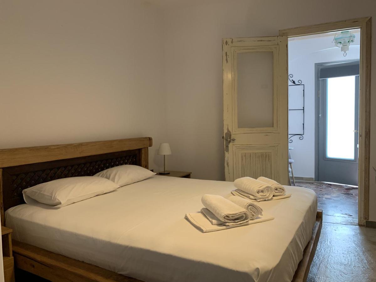 Condillia Central Apartment Spétses Екстериор снимка