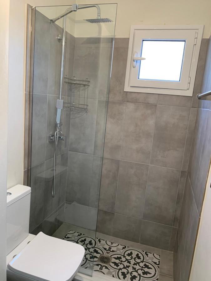 Condillia Central Apartment Spétses Екстериор снимка