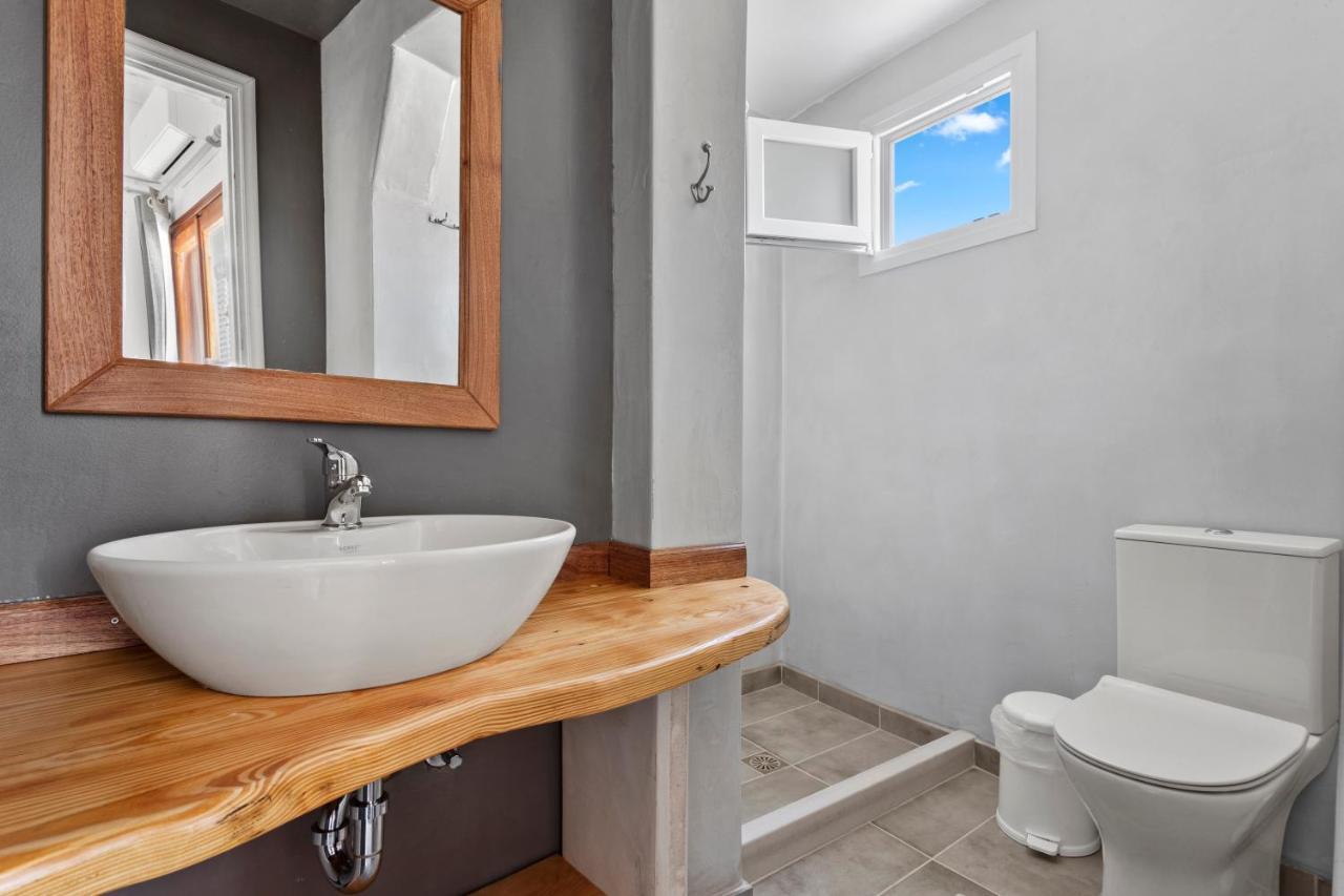 Condillia Central Apartment Spétses Екстериор снимка