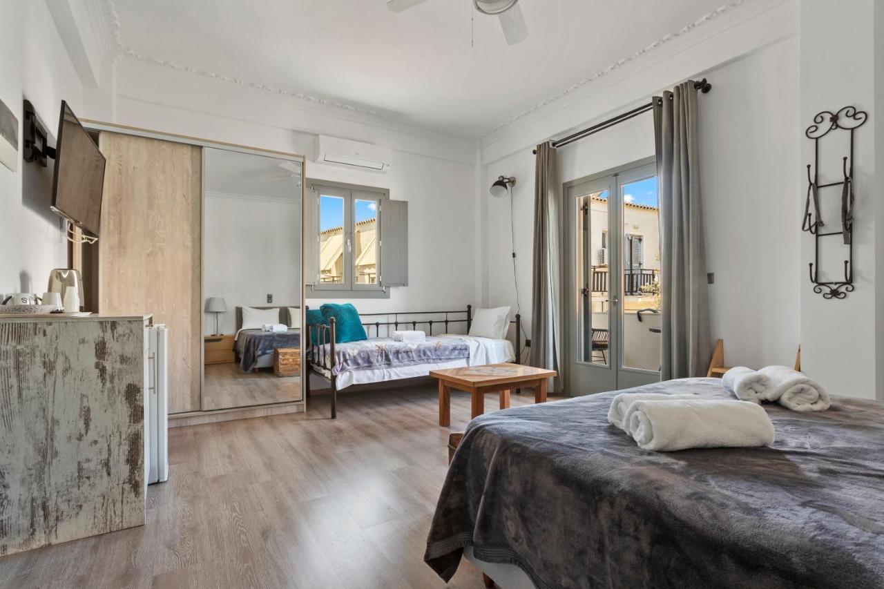 Condillia Central Apartment Spétses Екстериор снимка